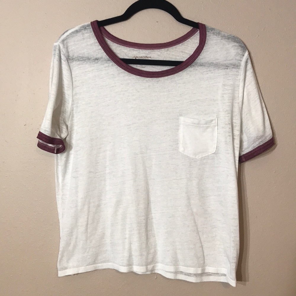 Arizona jean co. Cropped T-shirt!